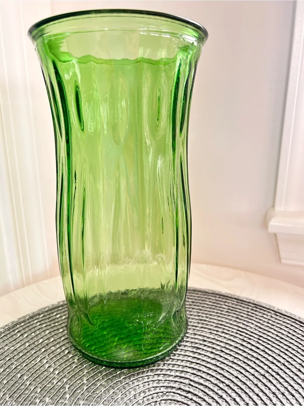 Vintage 1960s E O Brody  Cleveland OH Emerald  Green Glass Vase Vessel
